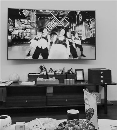 阅兵盛典：全球华人的情感共鸣盛宴