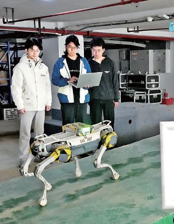 九三阅兵‘神级镜头’切换大揭秘