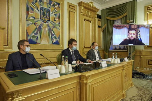 俄乌首脑在哪谈？为何如此之难定？