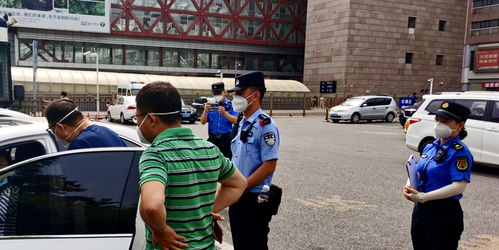 北京重点站区工作人员