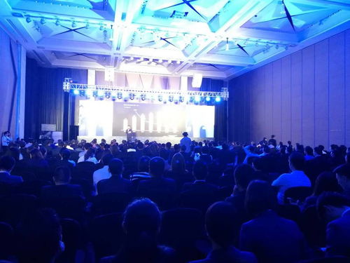 同名女生的奇妙缘分：高中同桌又成大学室友