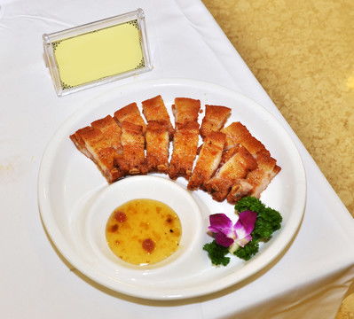 纸包排骨的美味诱惑，你抵挡得住吗？