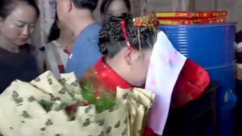 网警严查摆拍'女子嫁外贫民窟求助'事件始末