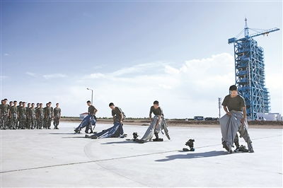 两弹一星发射的壮观景象