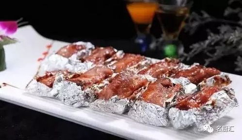 加入配菜后的纸包排骨