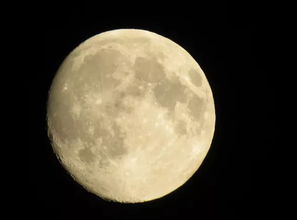 我拍到了震撼人心的月全食！