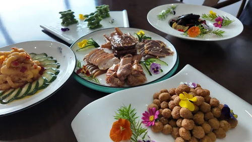 精美的外卖食物