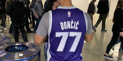 东契奇续约引发湖人大动作？维金斯或成新援