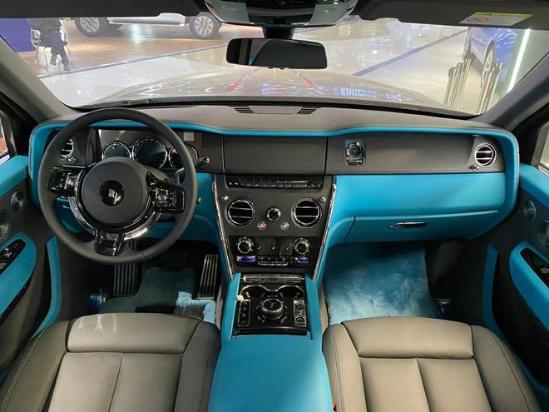 车内屏幕显示界面