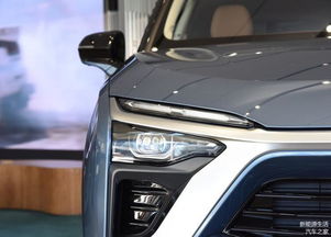 蔚来全新ES8试驾：豪华纯电SUV的新体验！