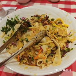 热点聚焦：西贝、苹果及多地非婚生子育儿补贴最新动态