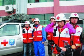 救援队在震区开展救援行动