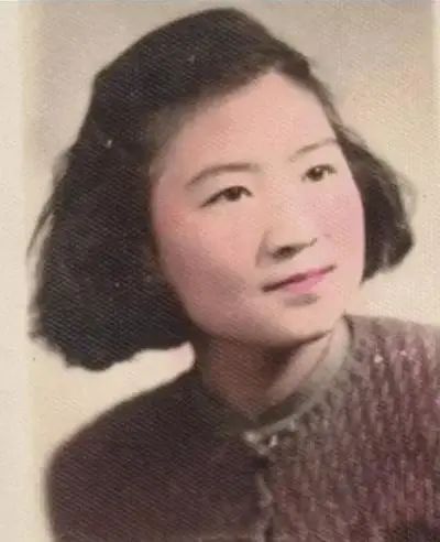 “国民奶奶”陈奇离世，享寿96载，一生传奇令人缅怀