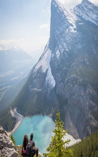 惊险刺激！沉浸式体验808米高空独木桥之旅