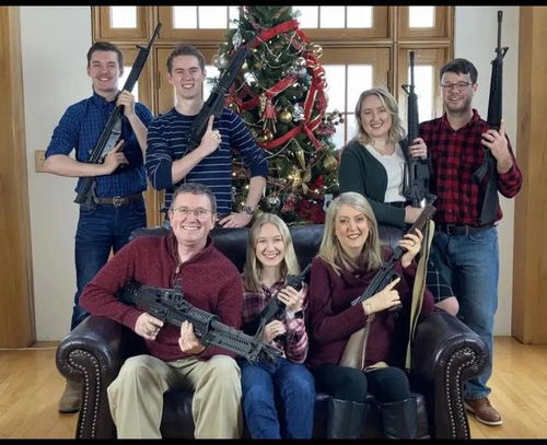 柯克案枪手落网背后：被亲爹'举报'的惊天故事