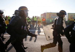 以暴制暴竟成美国骇人仪式？