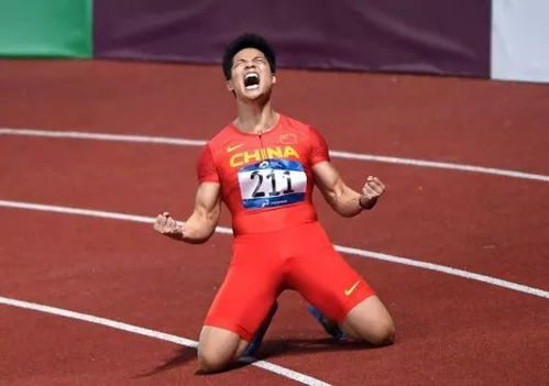 苏炳添比赛瞬间