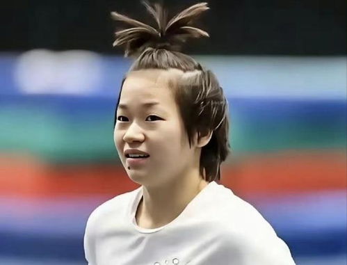 全红婵开学日与院长苏炳添合影背后的故事