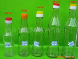 酱油瓶摆放在一起的图片