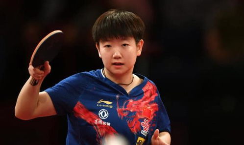 孙颖莎在进行日常训练