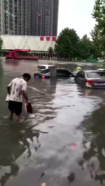 网传郑州汛情雨情不实信息？真相大起底！