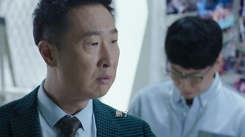 人们在议论此事