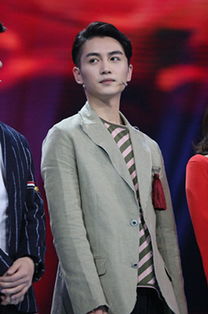 井上正大帅气亮相