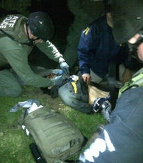 震惊！三人竟为高薪向间谍卖国，泄露我军事机密