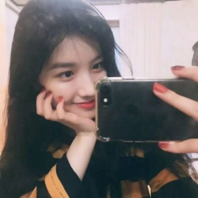 小米手机官博头像惊现新机背屏，17 Pro系列浮出水面？