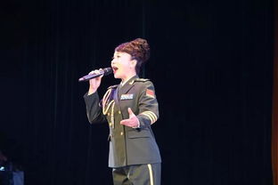 西藏大一新生合唱《天路》，歌声响彻云端！