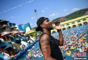 瓜保熟：非洲友人入住女寝搞联谊？这操作真够离谱！