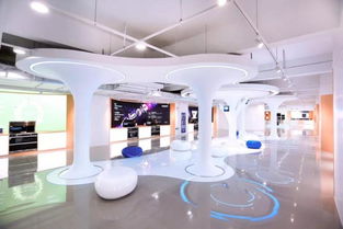 今起三天，三场重要发布会将轮番登场！