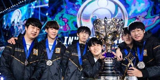 iG冒泡赛：困境下的电竞豪门之路