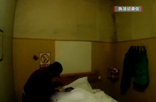 大二女生宿舍惊现分娩，背后真相令人深思！