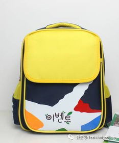 男子回应妈妈在书包上缝NIKE标：背后故事超暖心！