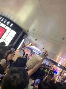 这是周杰伦粉丝应援时的照片