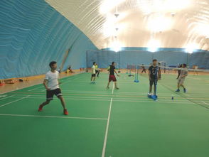 球场上紧张激烈