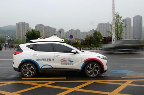 小米 SU7 出租车司机被同行举报，背后真相引人深思！