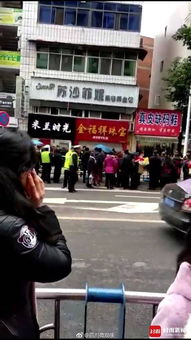 惊天大案！香港10余悍匪竟抢走65公斤黄金，过程堪比电影大片