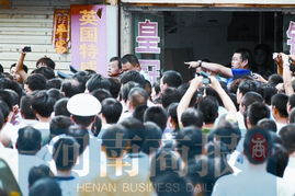 奥巴马：现在不是总统别朝我喊啦