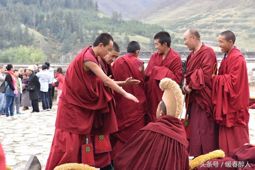 高校保安扔学生外卖？这事得好好说道说道