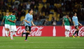 追梦格林和他的队友们庆祝胜利