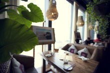 这是云海肴店内舒适的用餐环境照片