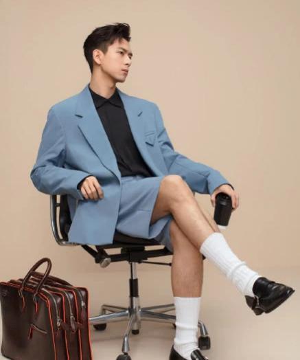 李现AF出片穿搭太帅，时尚感绝绝子！