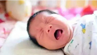 新生儿健康啼哭