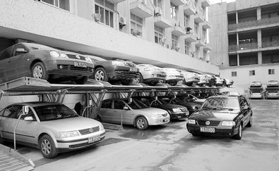 雷总紧急召回11万SU7，背后真相令人深思！