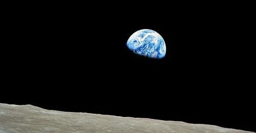 《独行月球》731首映日狂揽超3.4亿票房，科幻喜剧爆款预定！