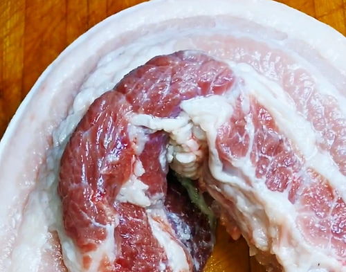 陈赫复刻黄磊绝技，不加水红烧肉香飘四溢！