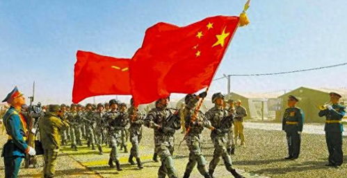 塞尔维亚‘团结的力量’阅兵式震撼人心！