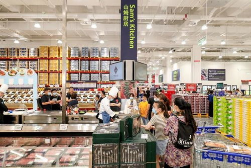 这是山姆超市宽敞的购物通道